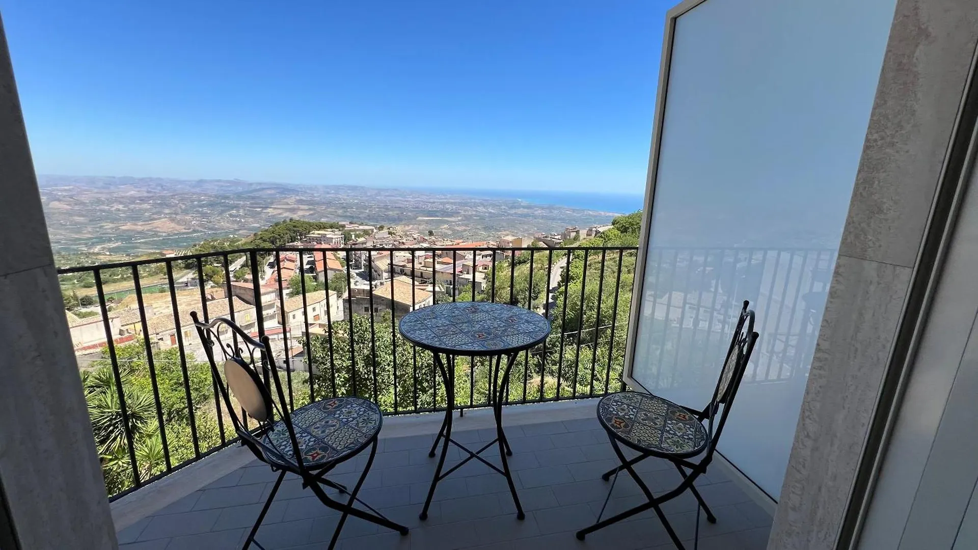 Jenka Hotel Caltabellotta 0*,